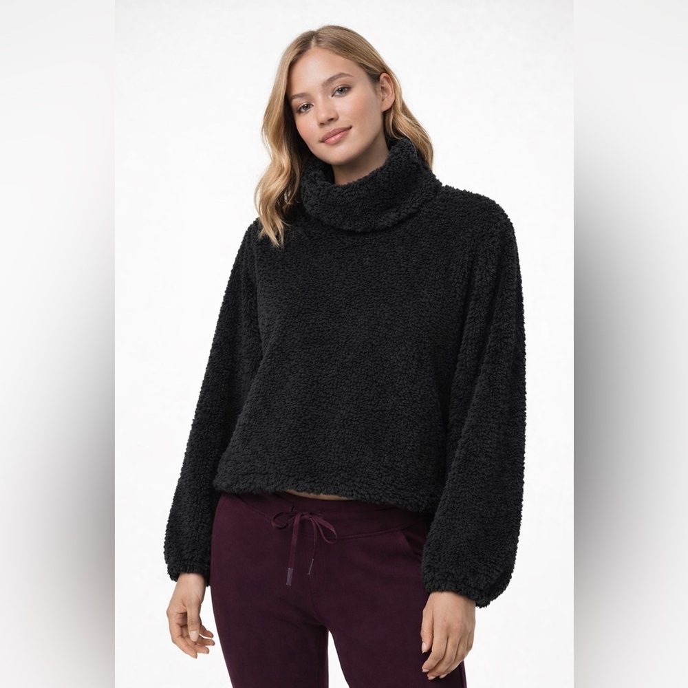 Lululemon Warm Restore Sherpa Pullover – Ultra Cozy Black M/L